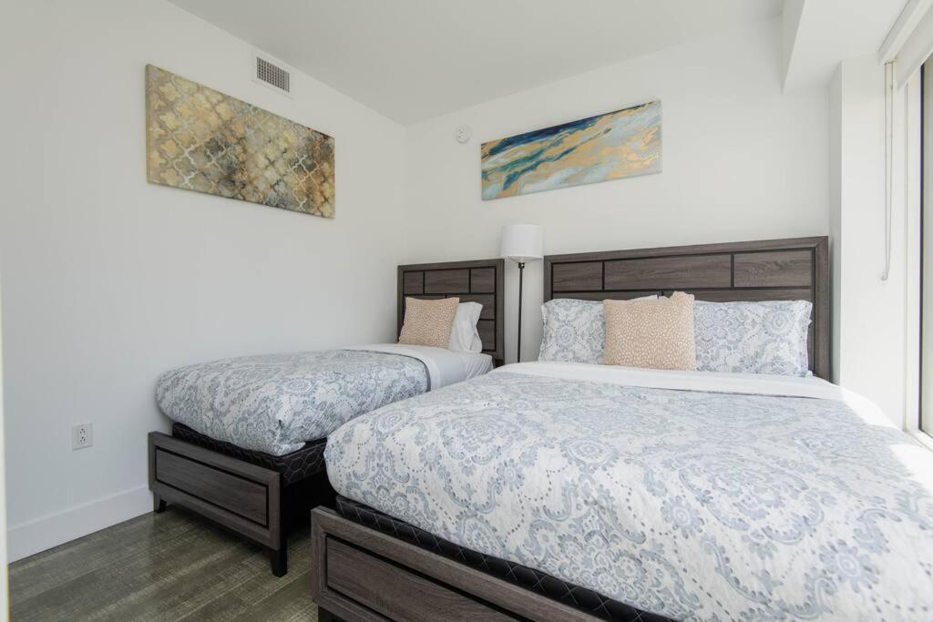 High Rise 3 Bedroom Sleeps 9 Walk To Cripto Arena In 20 Minutes Apartment